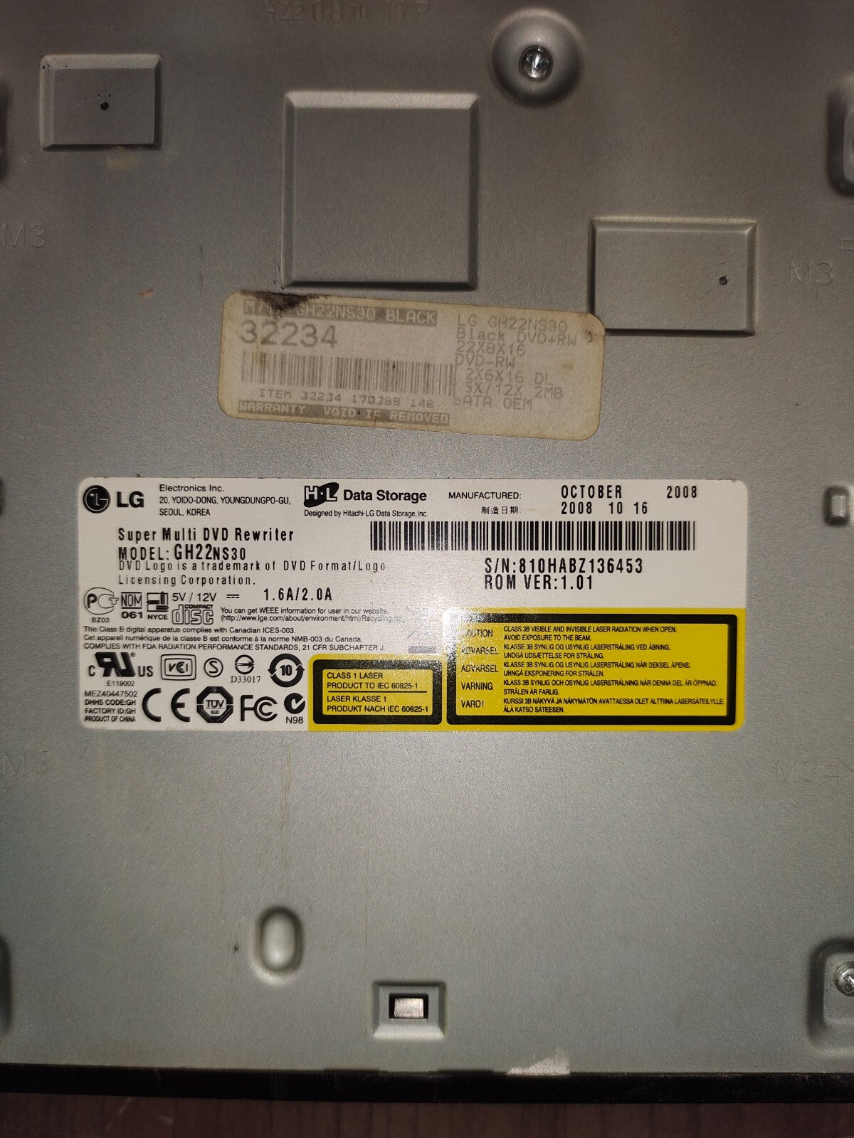 LG GH22NS30 DVD RW Rewriter Burner SATA Black
