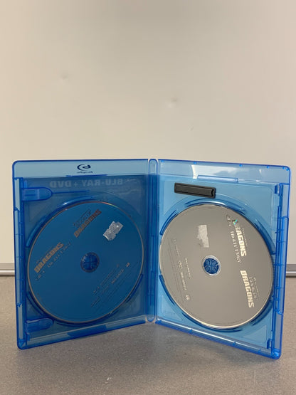 Dragons Gift of the Night Fury /Book of Dragons (Blu-ray, DVD, 2011) Canadian