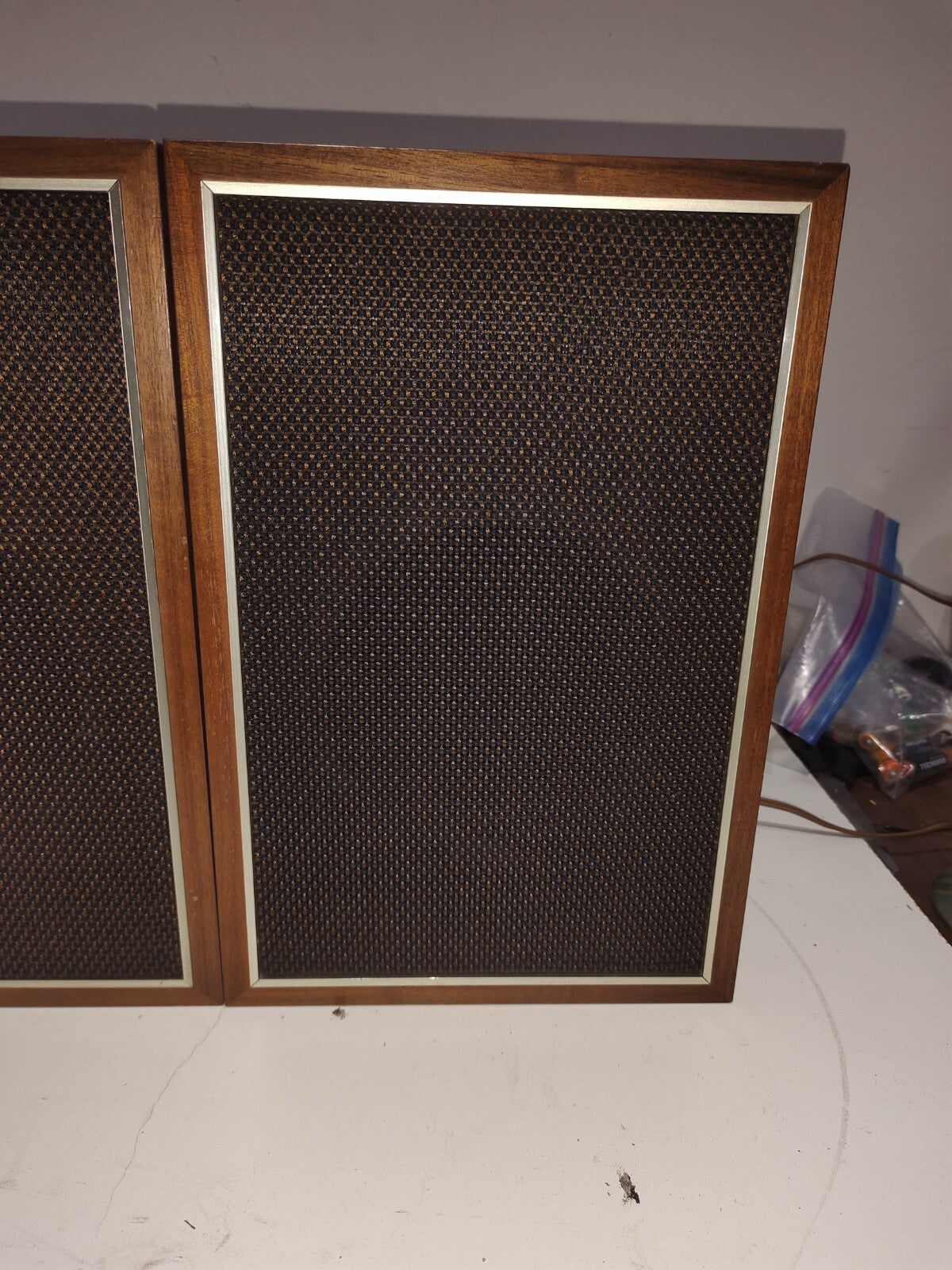 Vintage Simpsons Speakers Model 28211 - 8 OHM 10 Watts - Brown