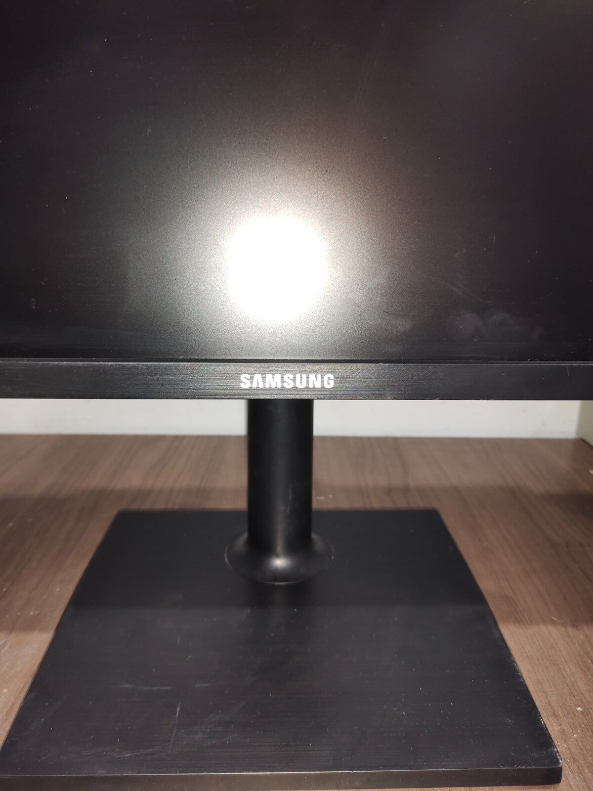 Samsung 23.6 inch FHD 1920x1080 Desktop Monitor for Business - S24E650XL