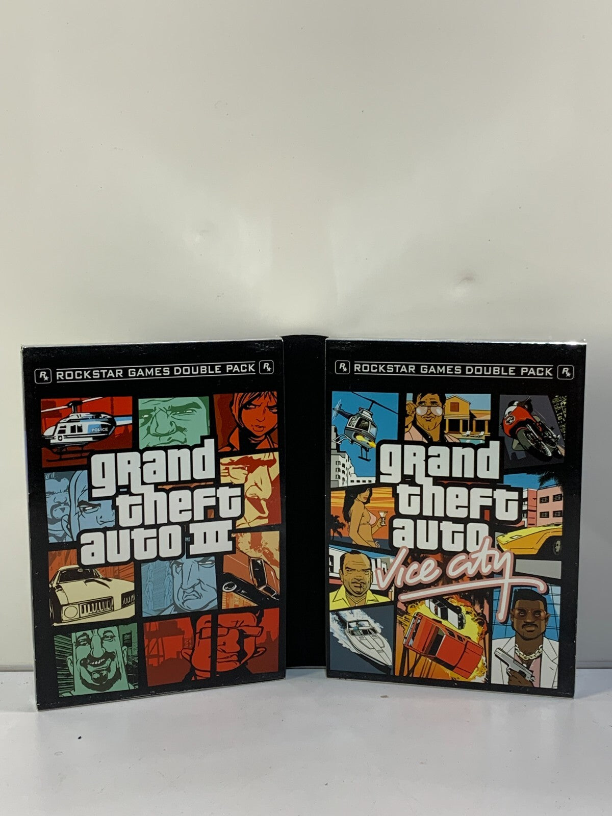 Grand Theft Auto Double Pack (Microsoft Xbox, 2003) complete w/ Manual & poster