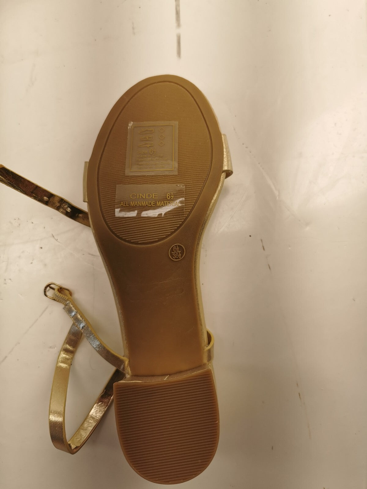 DB studio Ven Style Cinde Mchampagne