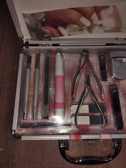 Professional Manicure and Pedicure Set Kit