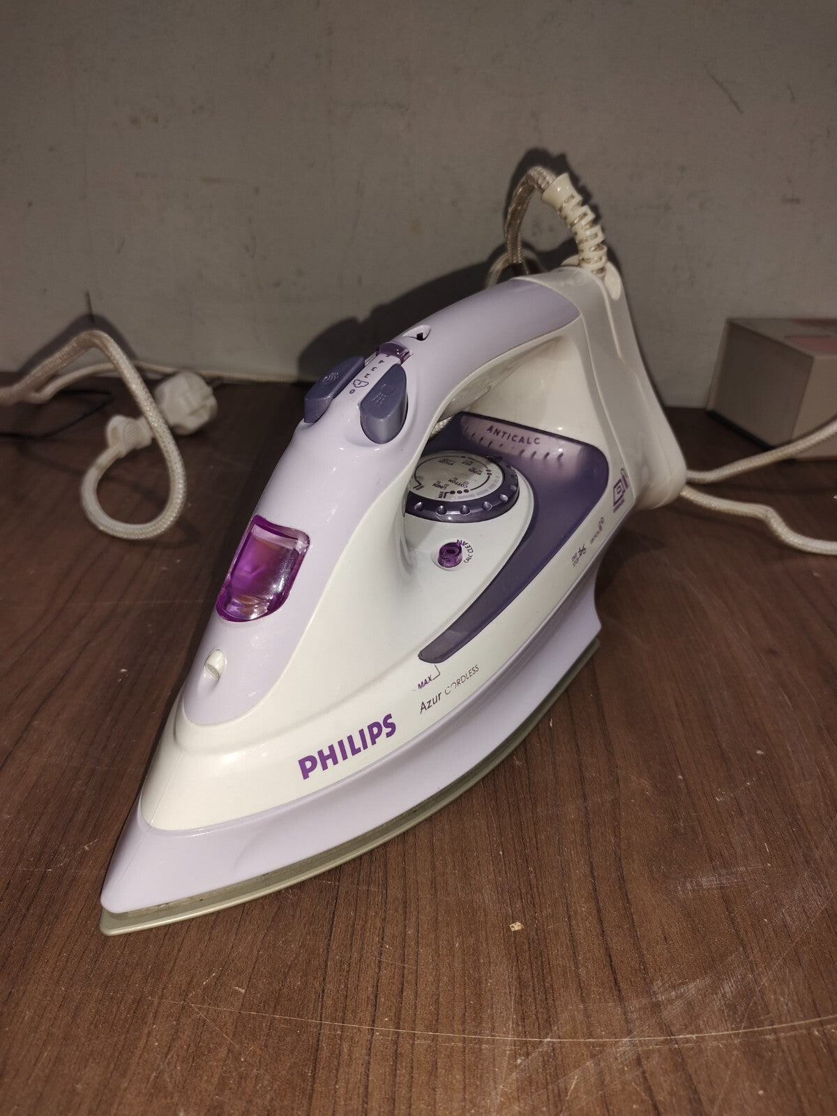 Philips Azur Cordless 2-in-1 Steam Iron