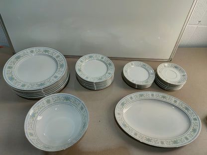 Fine china casino dinner set japan