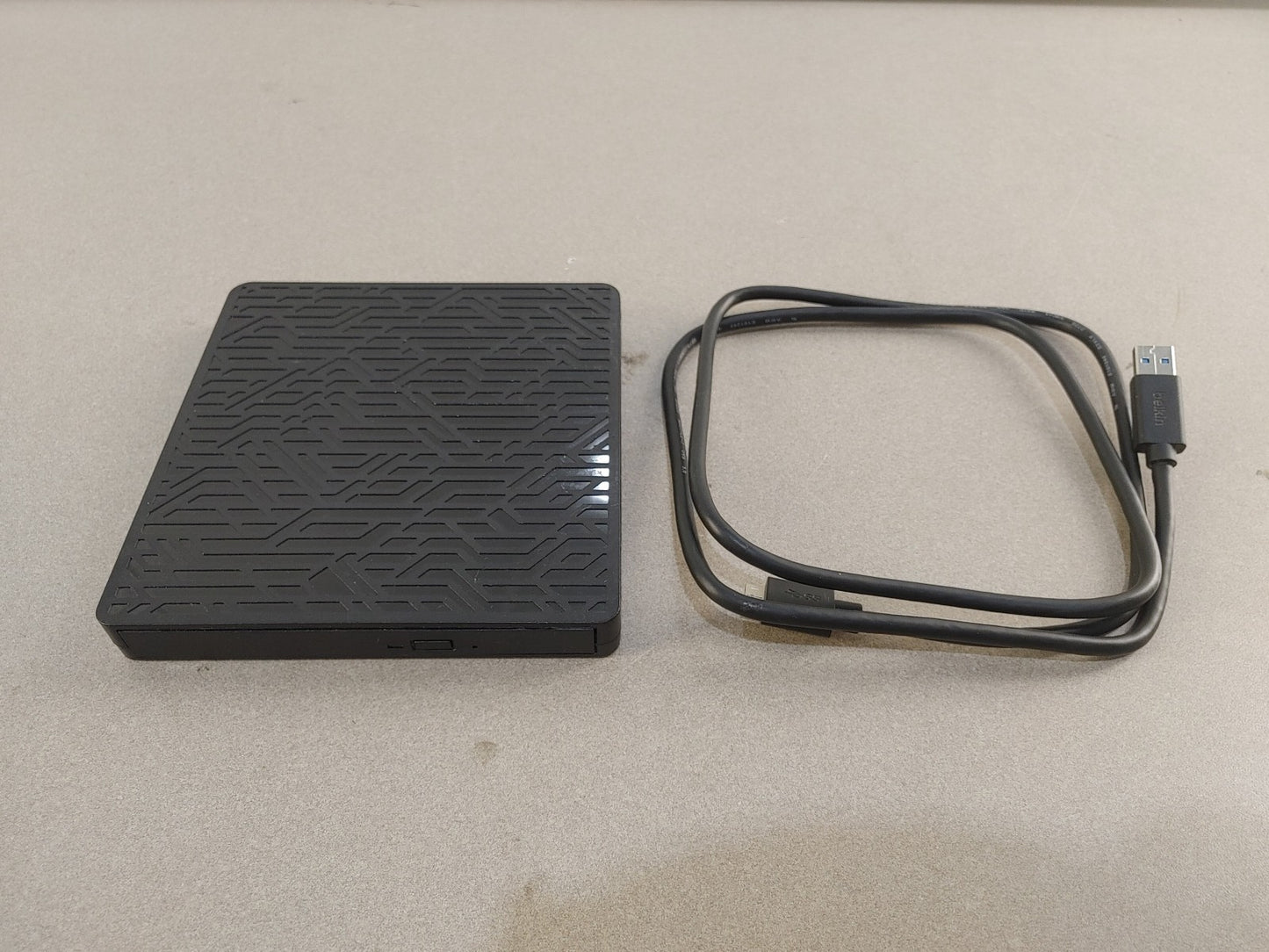 VERY GOOD CONDITION Multi-function external Optical Drive USB 3.0 SD CARD HUB