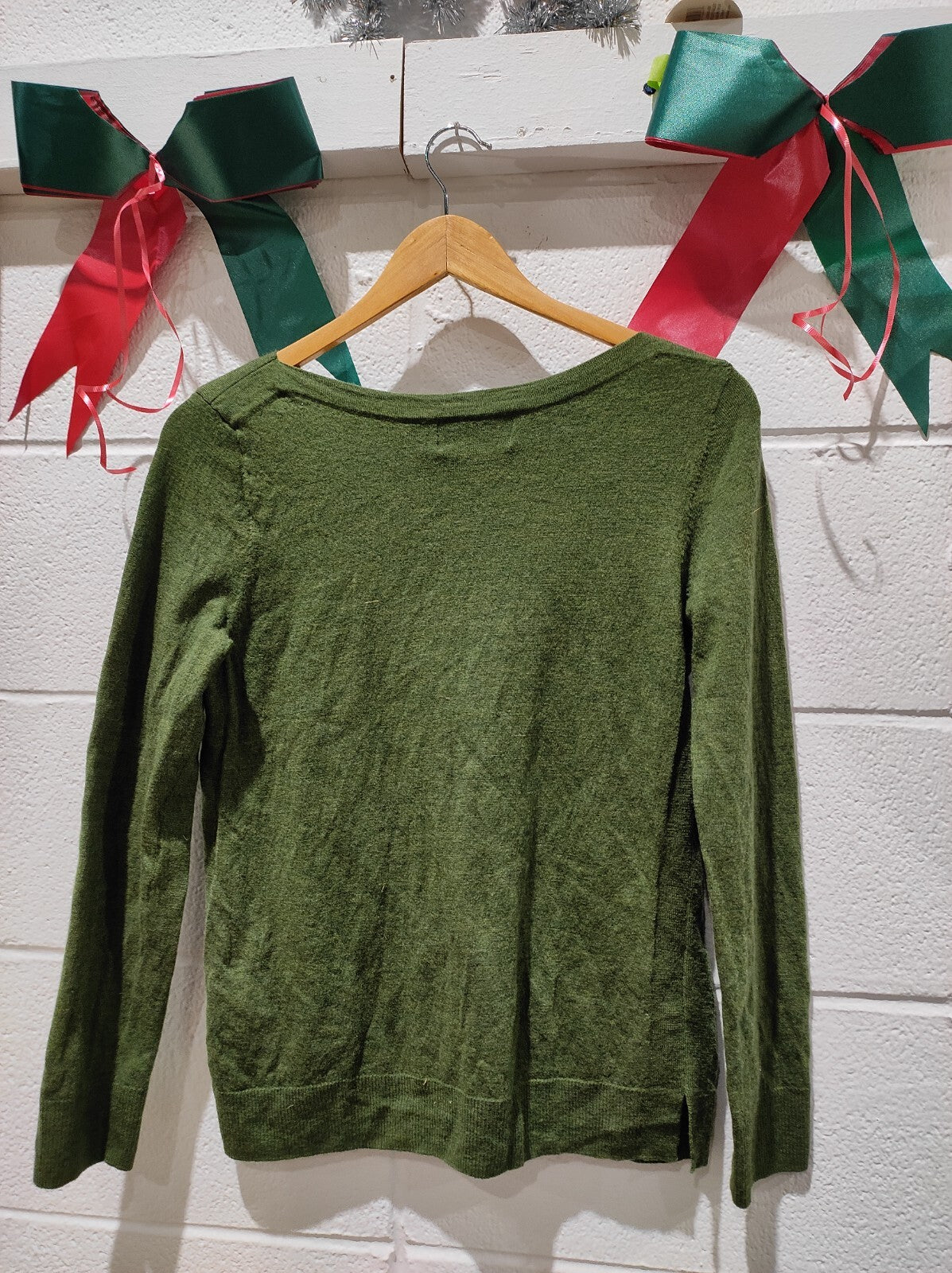 Ellen Tracy 100% Merino Wool Large Rolled Neck Long Sleeve Green L