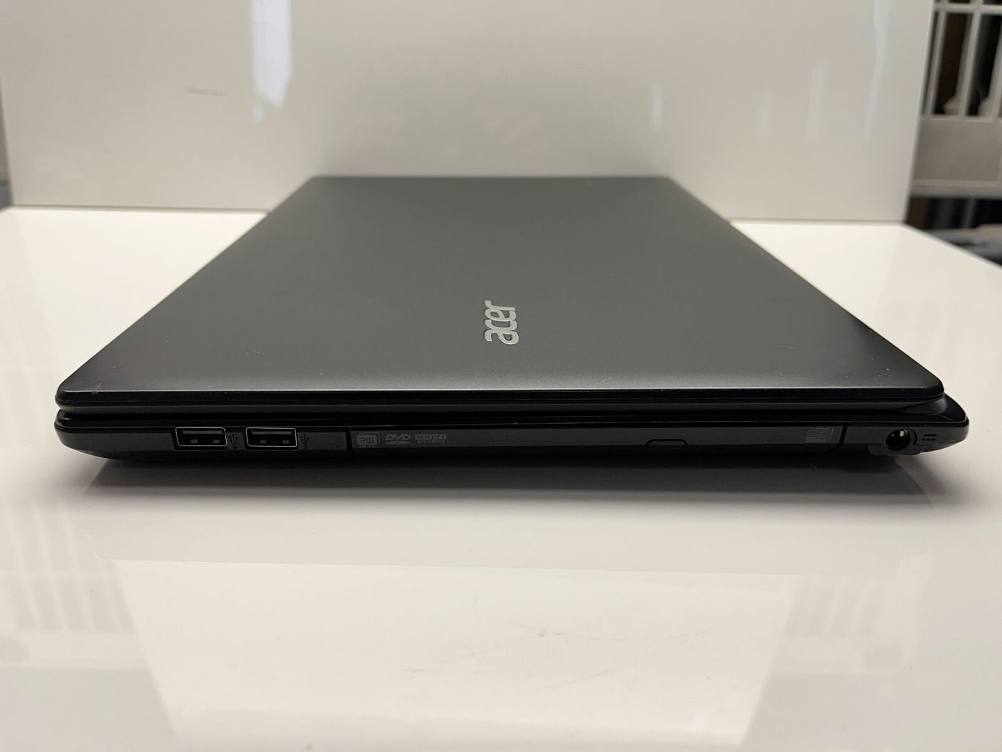 Acer TravelMate P246 i5-4210U @ 1.70 GHz 4GB RAM 500GB HDD Windows 10