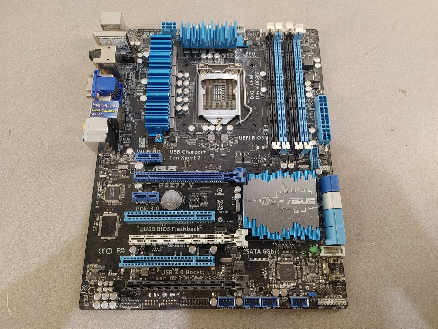 GOOD CONDITION ASUS Motherboard PBZ77-V EATX UNTESTED Blue/Black