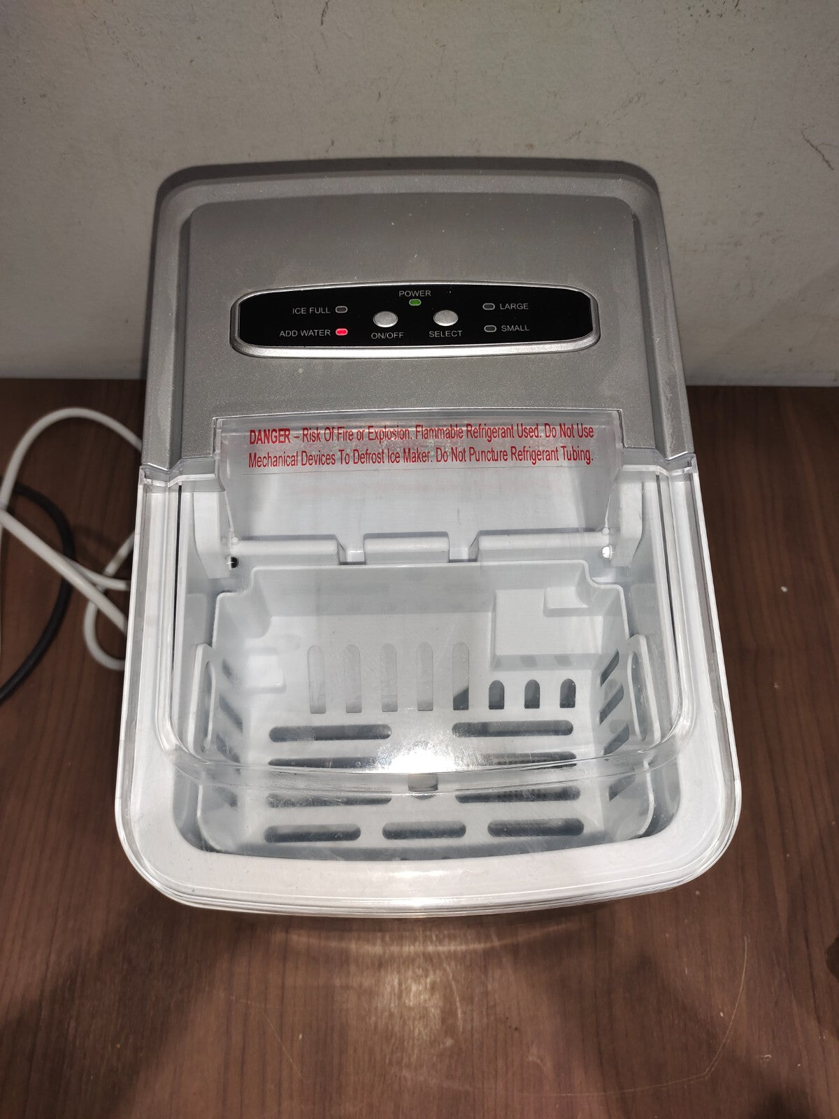 Insignia NS-IMP26SL0 Portable Ice Maker Bullet Nugget Large Small Countertop