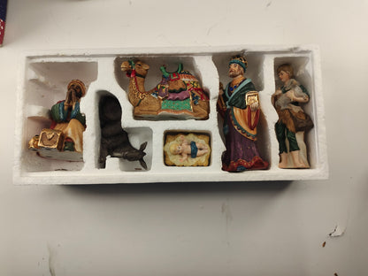 Porcelain Nativity Set 12 Piece Figurine for Christmas