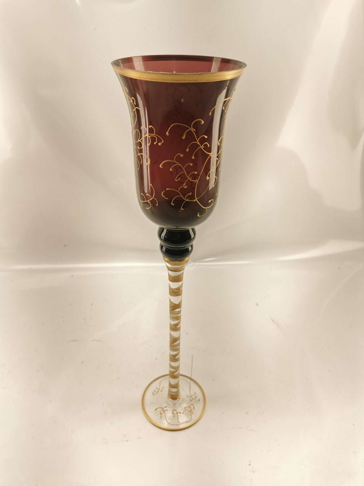 Vintage Red Air Twisted Stem Flared Wine Glass