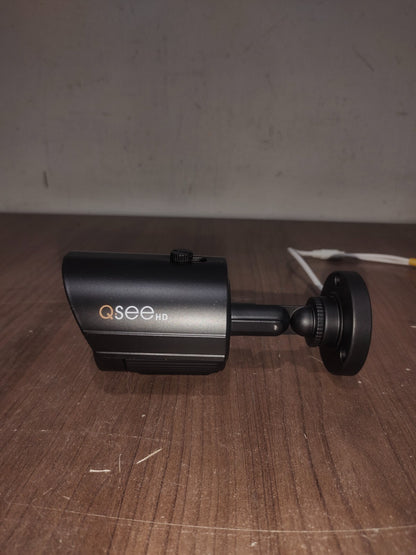 QSEE QTH7211B ANALOG HD Color Security Camera Indoor/Outdoor - New - 1