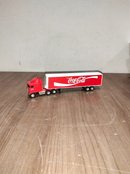 Coca Cola Holiday Semi Truck and Trailer 2006 Die Cast