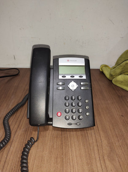 Polycom SoundPoint IP 330 - Corded Phone