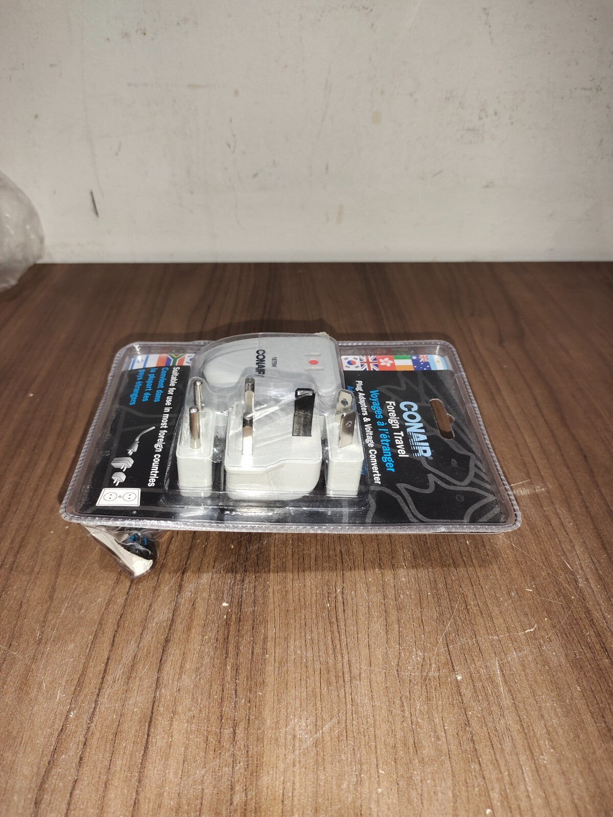 Conair TK953C 220/110V 1875W Travel Adapter