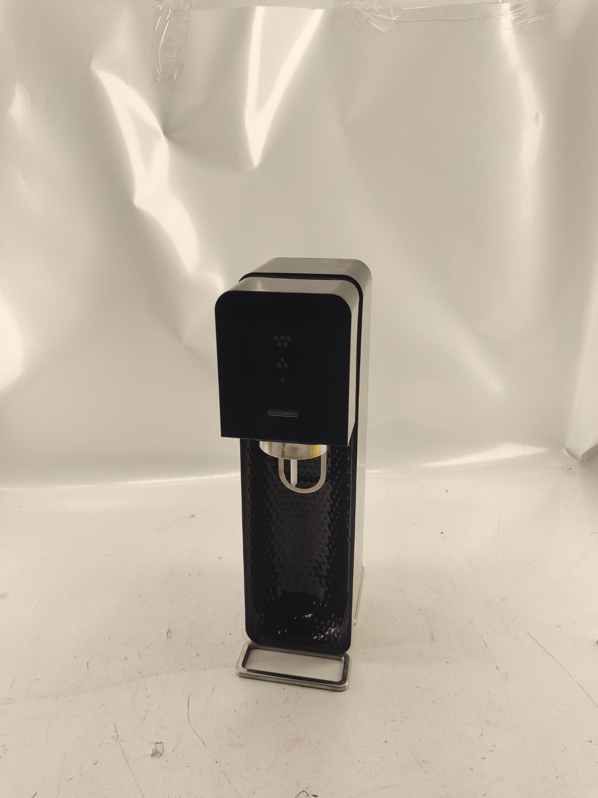 Sodastream SOURCE SRA-001 Soda Maker Machine Sparkling Fizzy Water Black