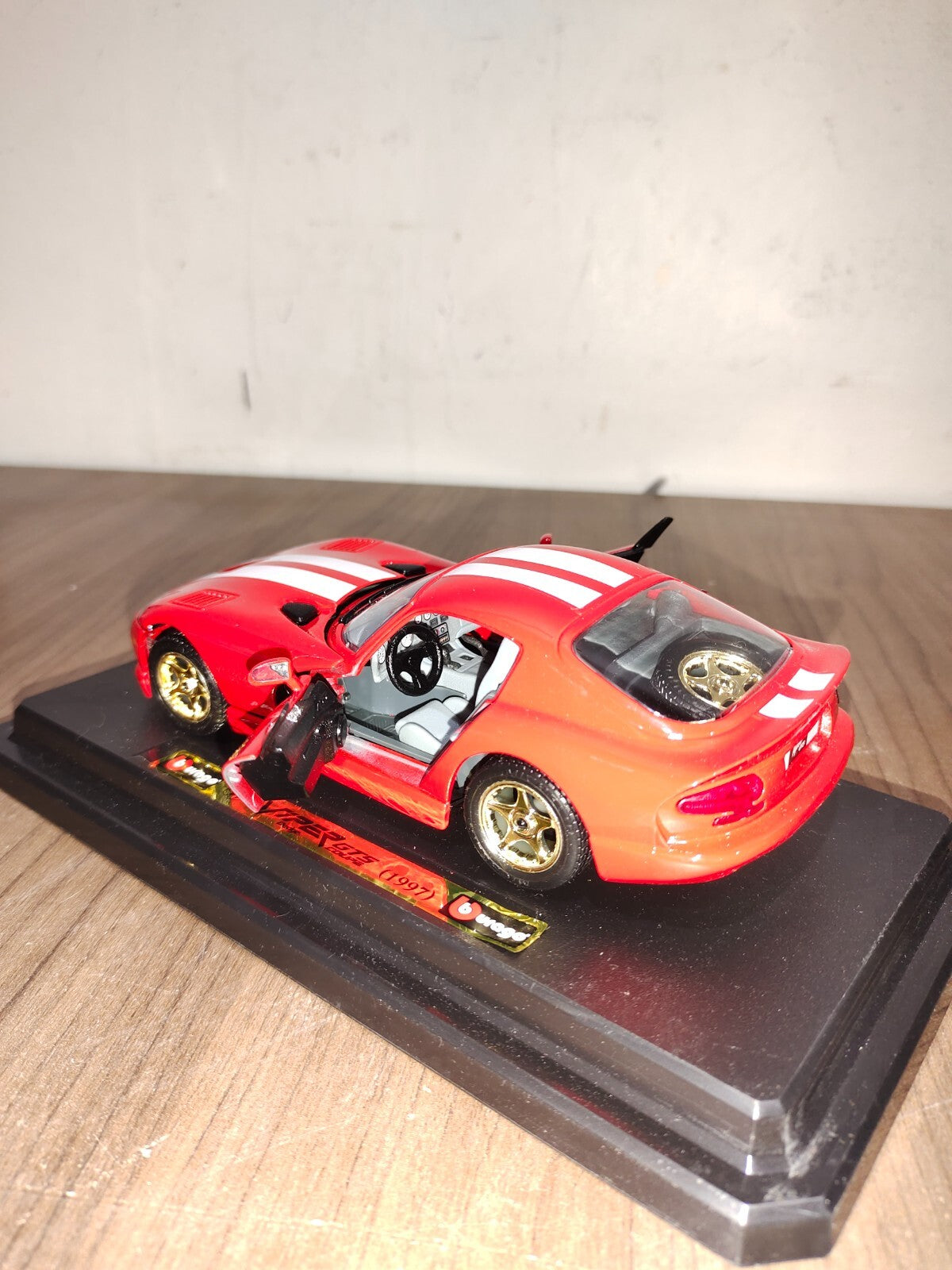 1997 DODGE VIPER GTS COUPE, [BBURAGO TOY] Die Cast Metal Built Car, SCALE 1/24