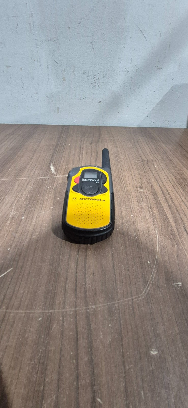 Motorola Talkabout 101 Two-way Radios 2 Mile Range & 14 Channels