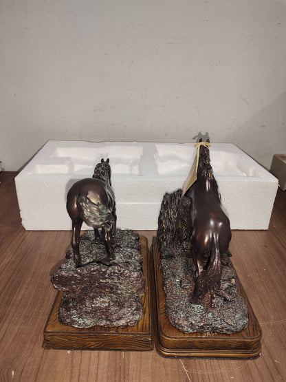 Red Shed Climbing Horses Bookends - Wooden