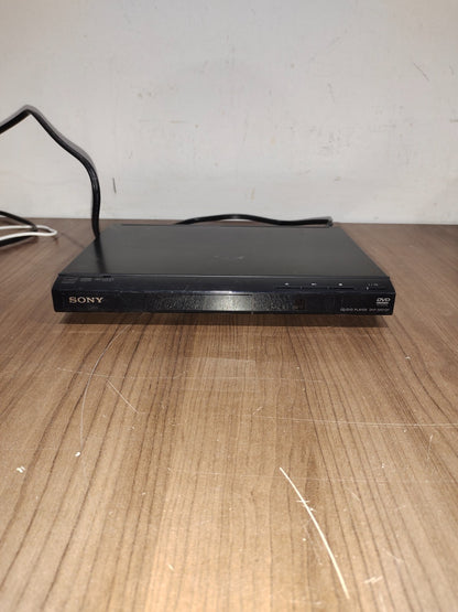 Sony Progressive Scan CD and DVD Player - DVP-SR210P