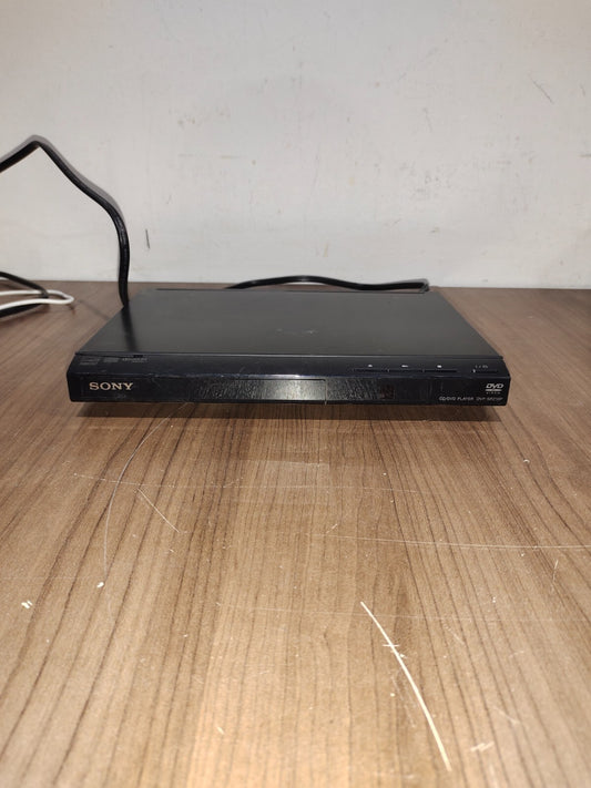 Sony Progressive Scan CD and DVD Player - DVP-SR210P