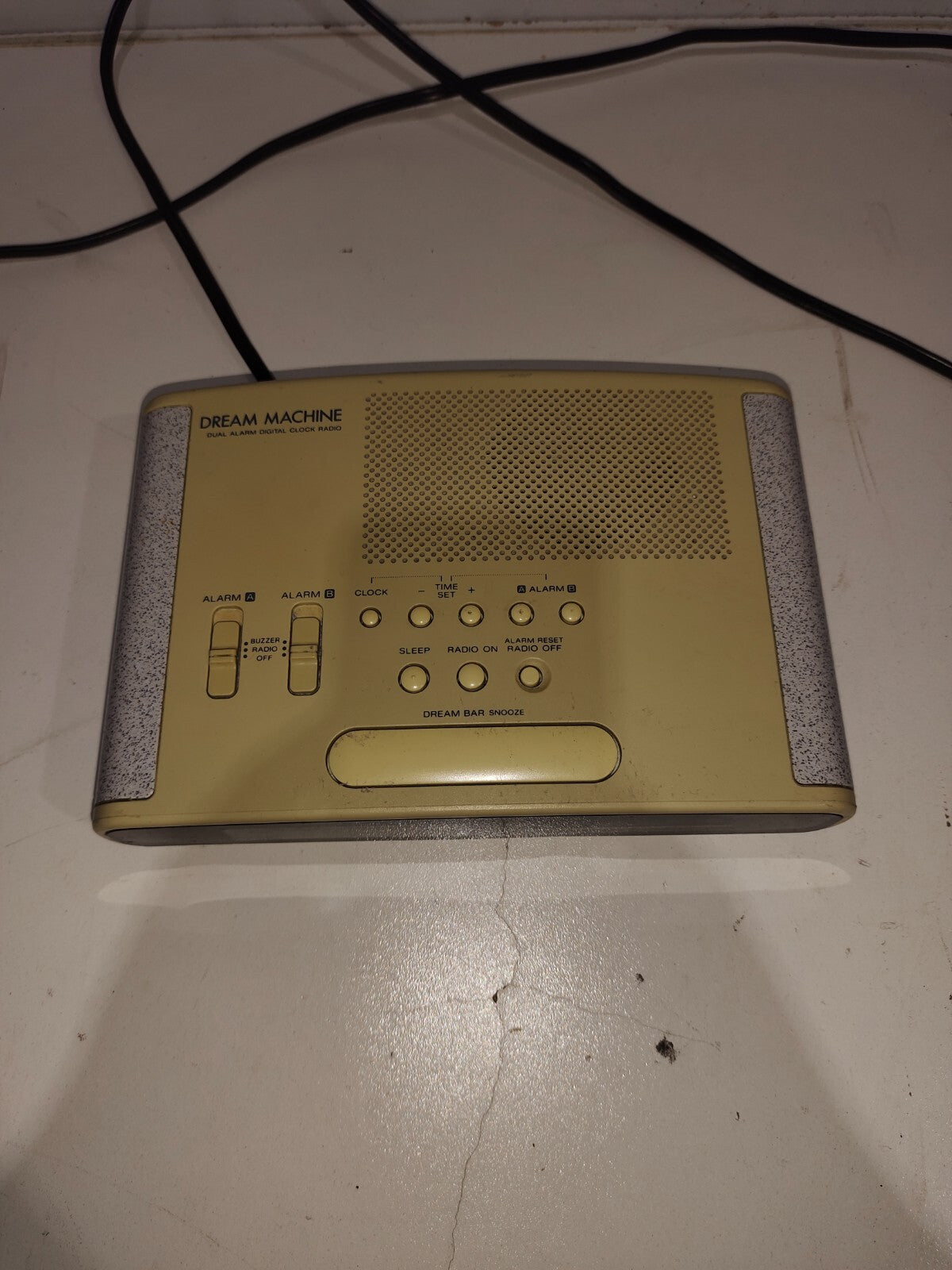 Vintage Sony ICF-C420 Dream Machine Alarm AM/FM Clock Radio