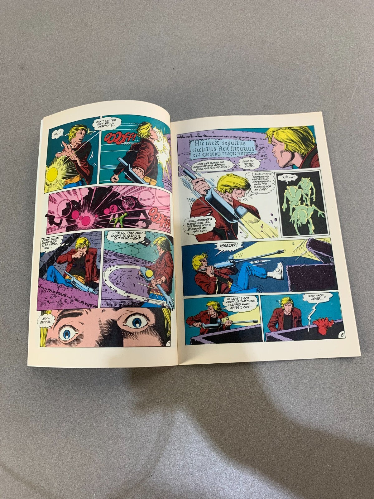 Camelot 3000 #1 DC Comics 1982 VF/NM Brian Bolland Art