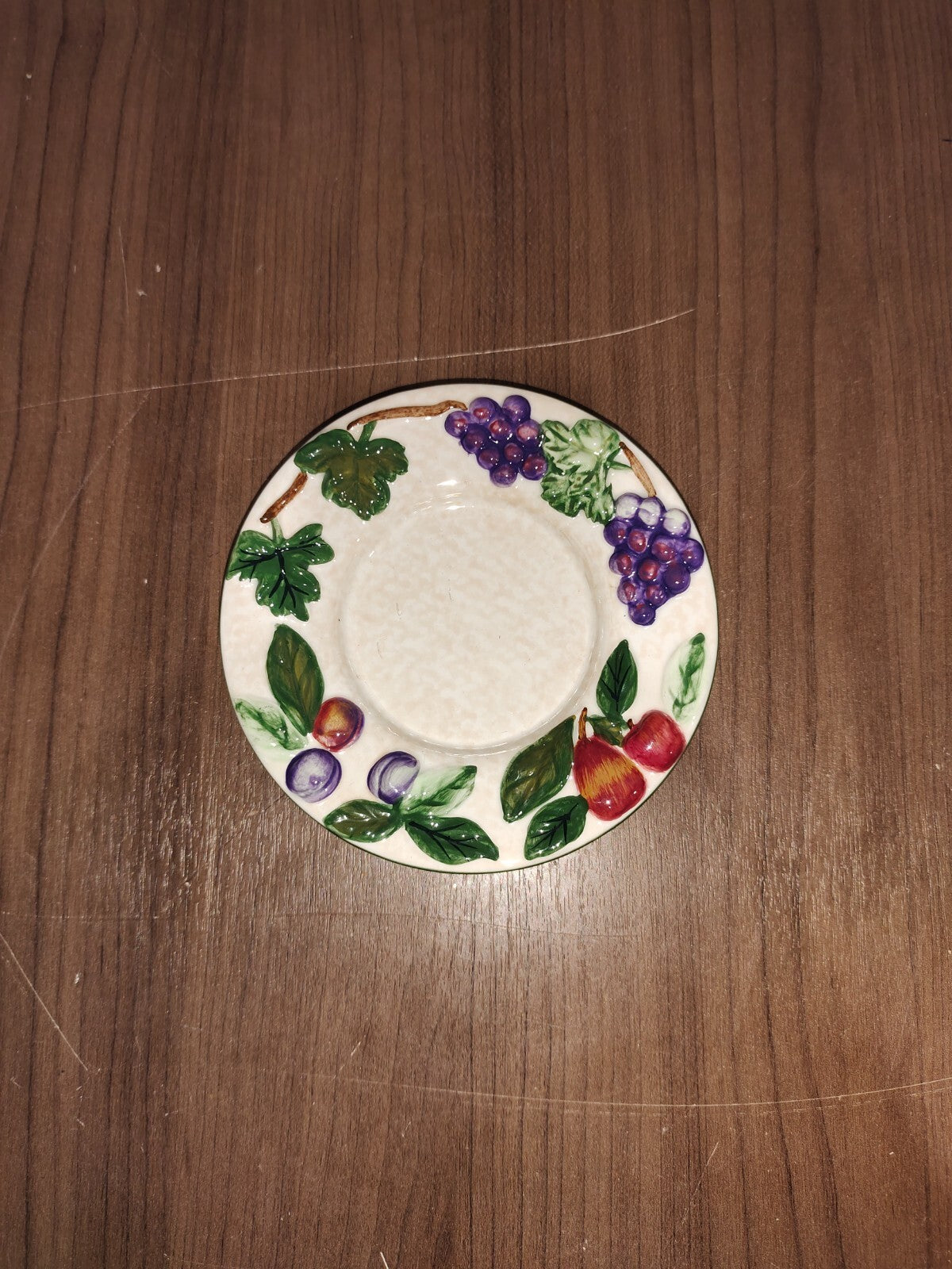 Assiette Sakura méli-mélo de fruits peinte à la main