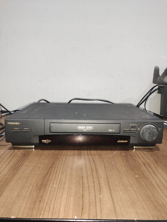 Toshiba M770 Cinema Series 4 Head VHS Player/ Recorder