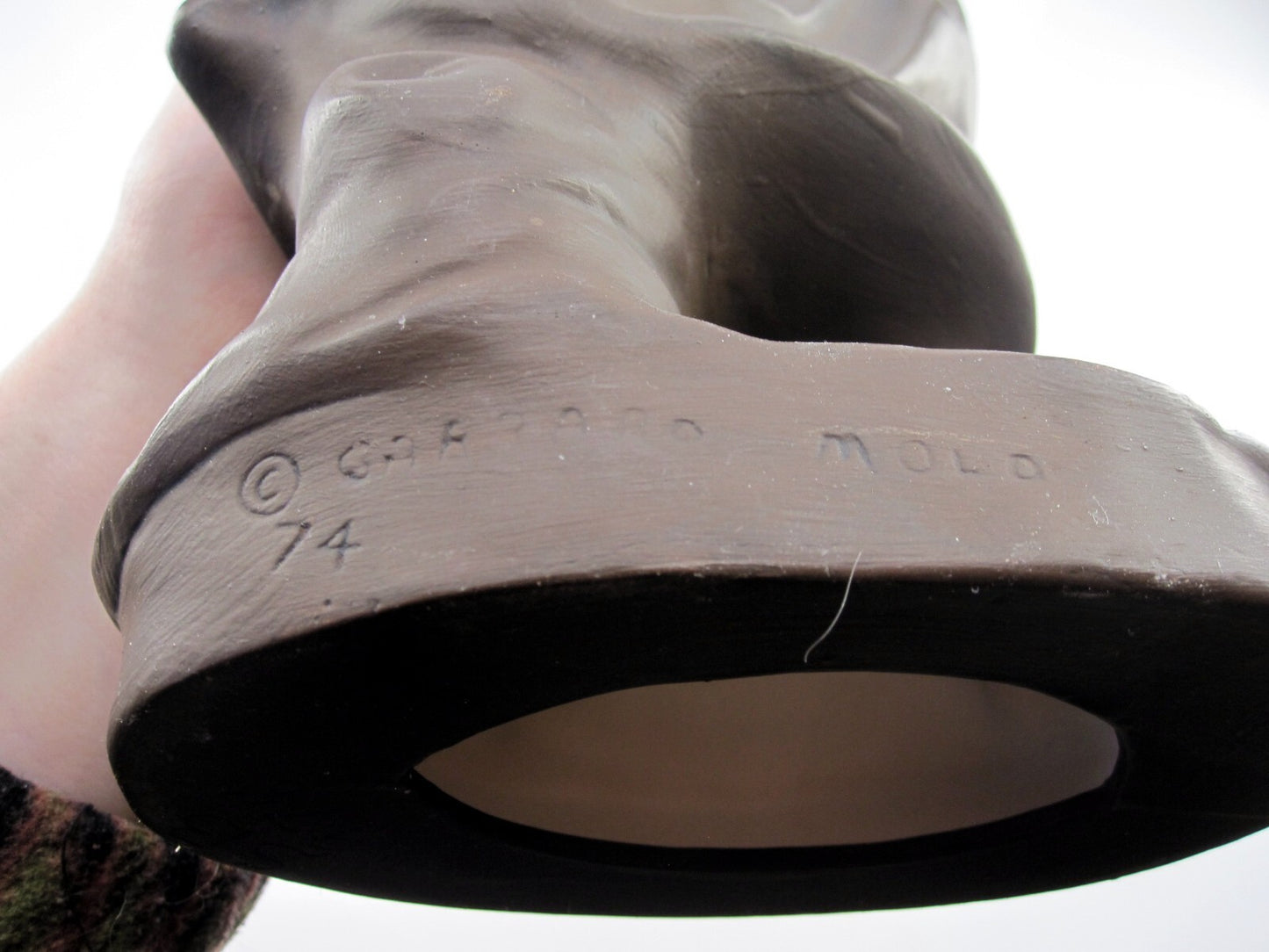 Garrard Mold Figurine - 13.5in