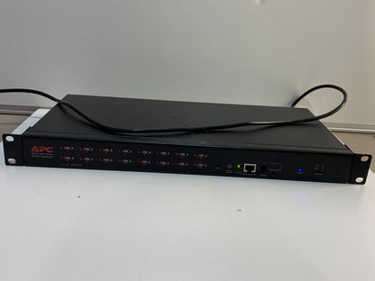 APC AP5202 16-Port Multi Platform Analog KVM Switch, TESTED