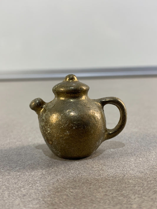 Brass small teapot ornaments