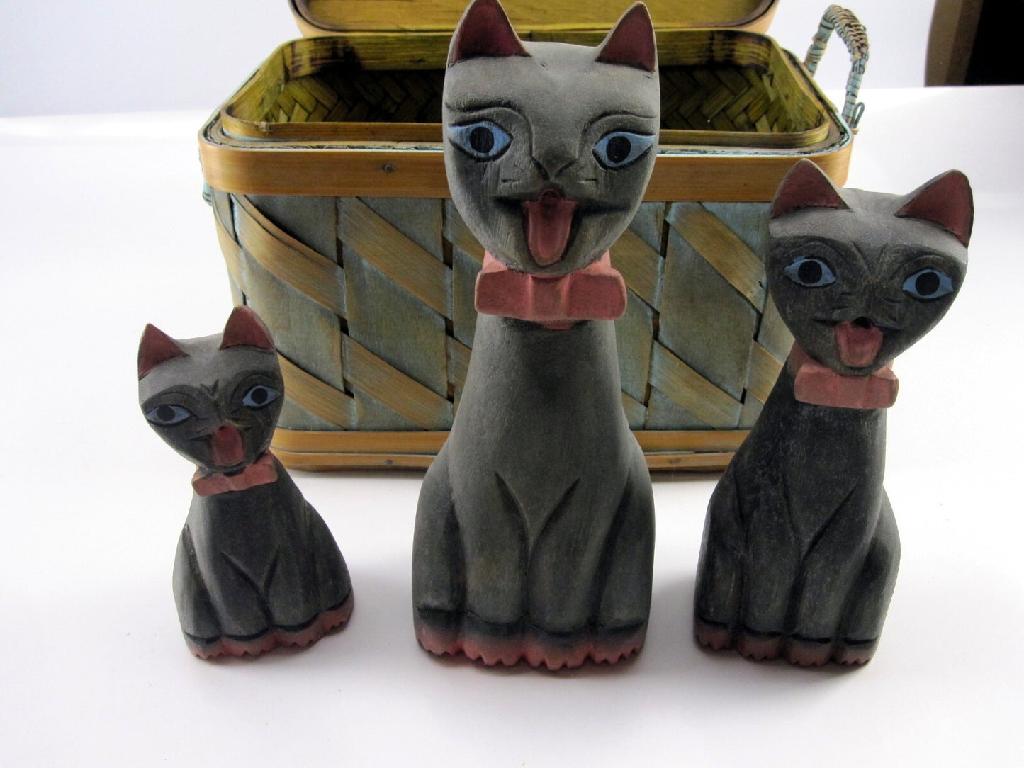 Canfloyd Trading Limited Wood Carved Cats in Box