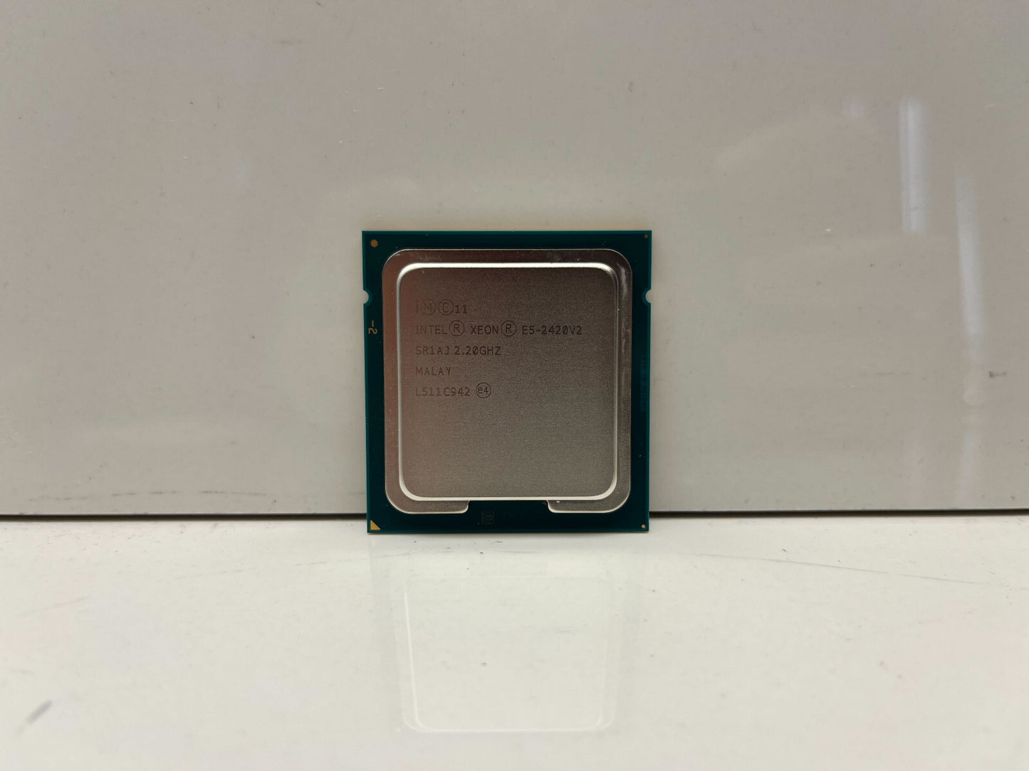 Intel Xeon E5-2420V2 CPU SR1AJ 6 Core 2.20 GHz LGA1356 UNTESTED
