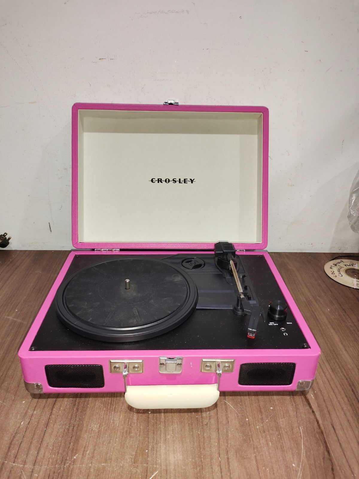 Crosley Portable Turntable - Model - CR8005A-PI - Pink