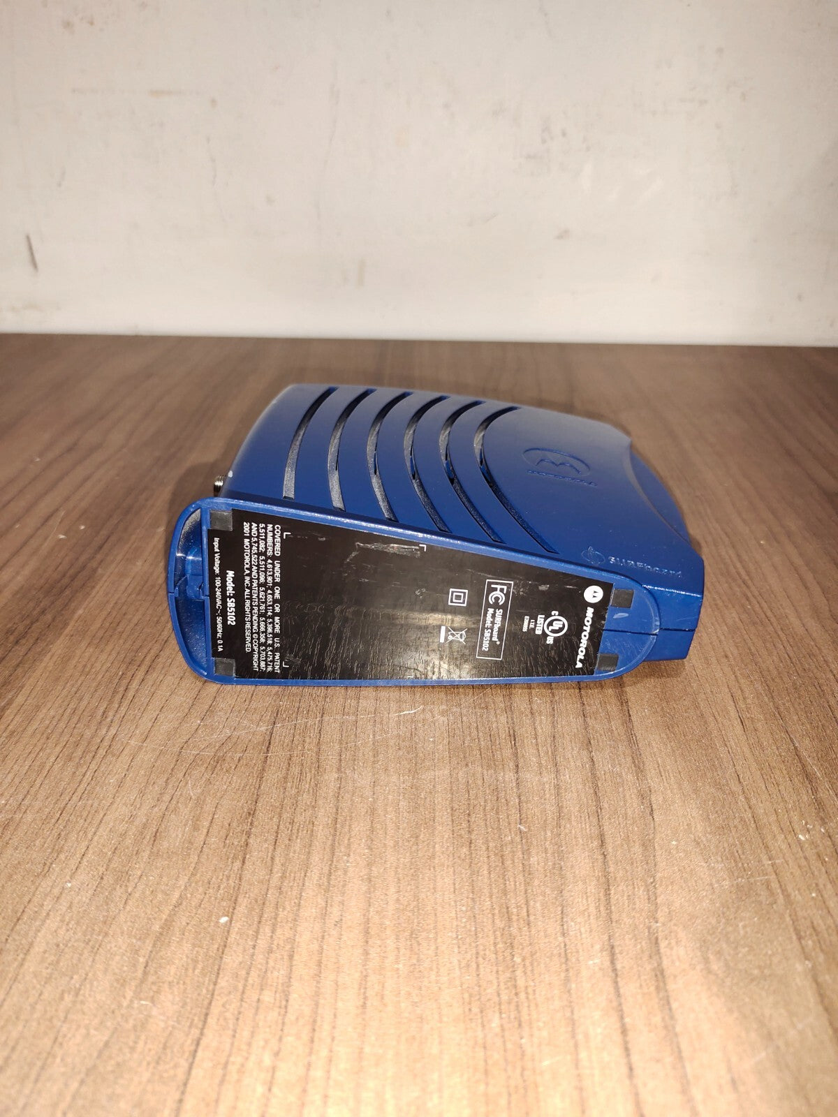 Motorola Surfboard Broadband Internet Cable Modem Router Model SB5102 - 2