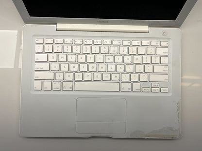 Apple Macbook A1811 White 2006 FOR PARTS