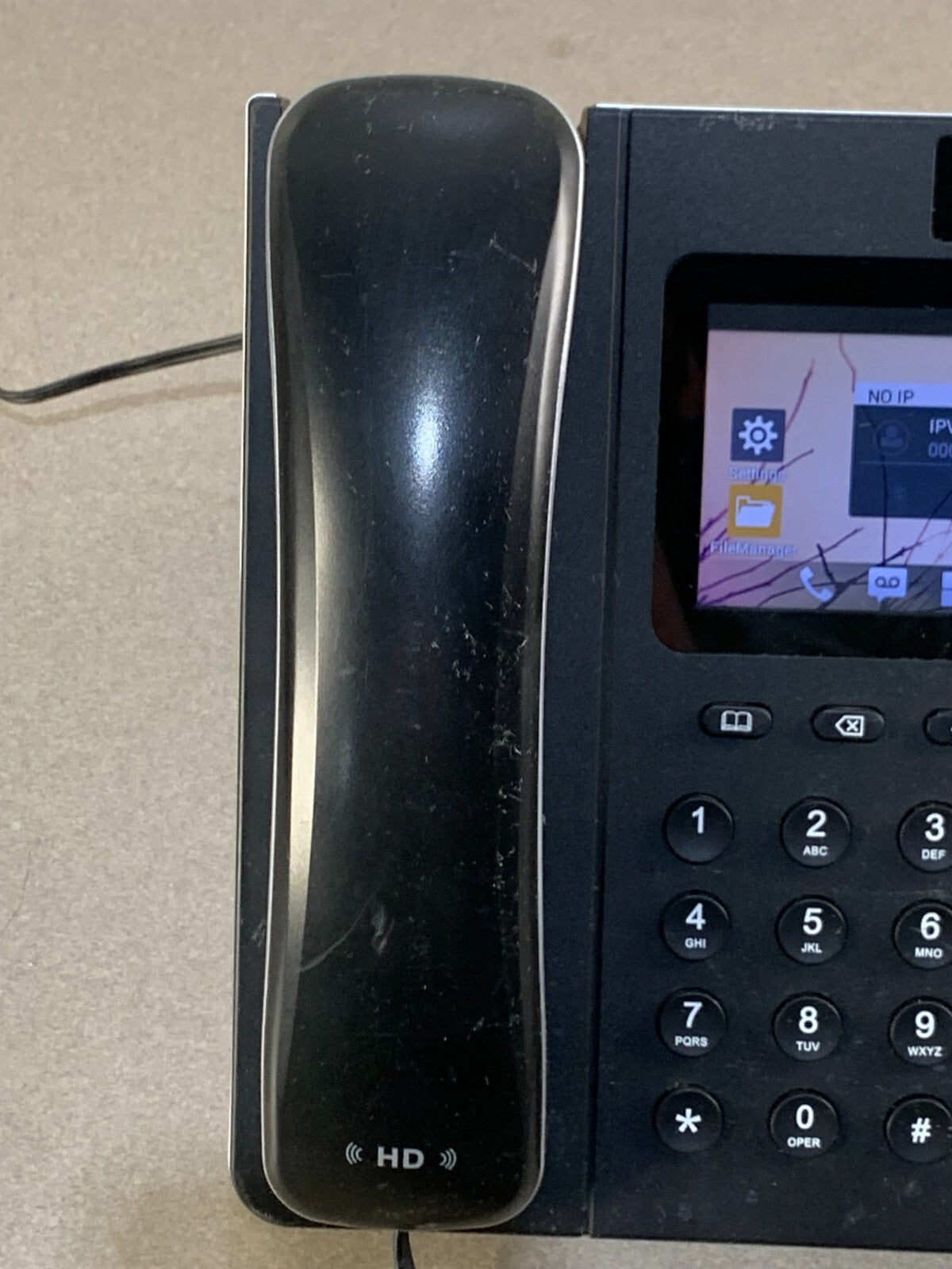 Grandstream GXV3240 IP Video Phone IP Multimedia Phone for Android + Desk Stand