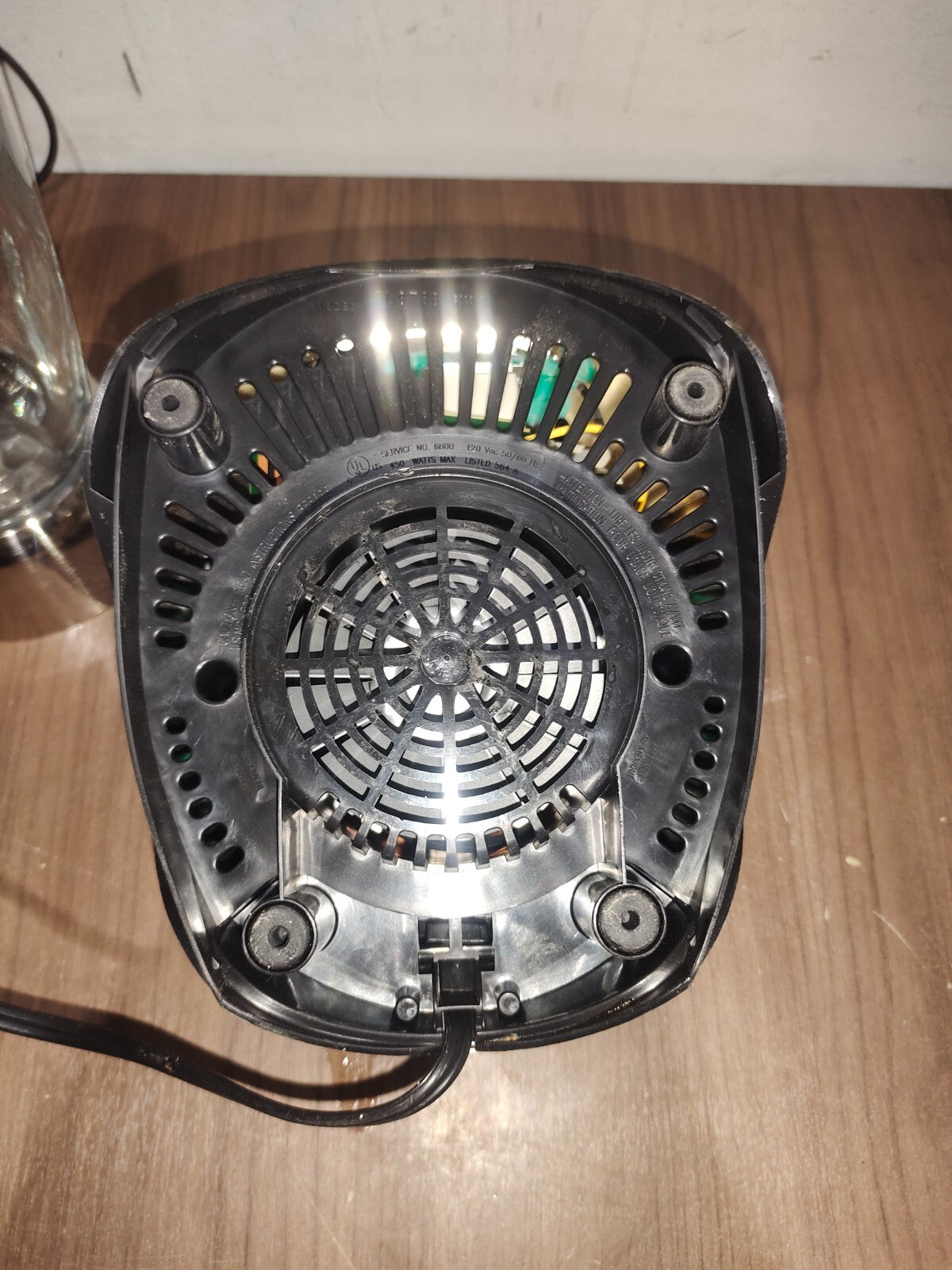 Oster BLST68 - 6812001N01 40 Oz. 16-Speed Blender