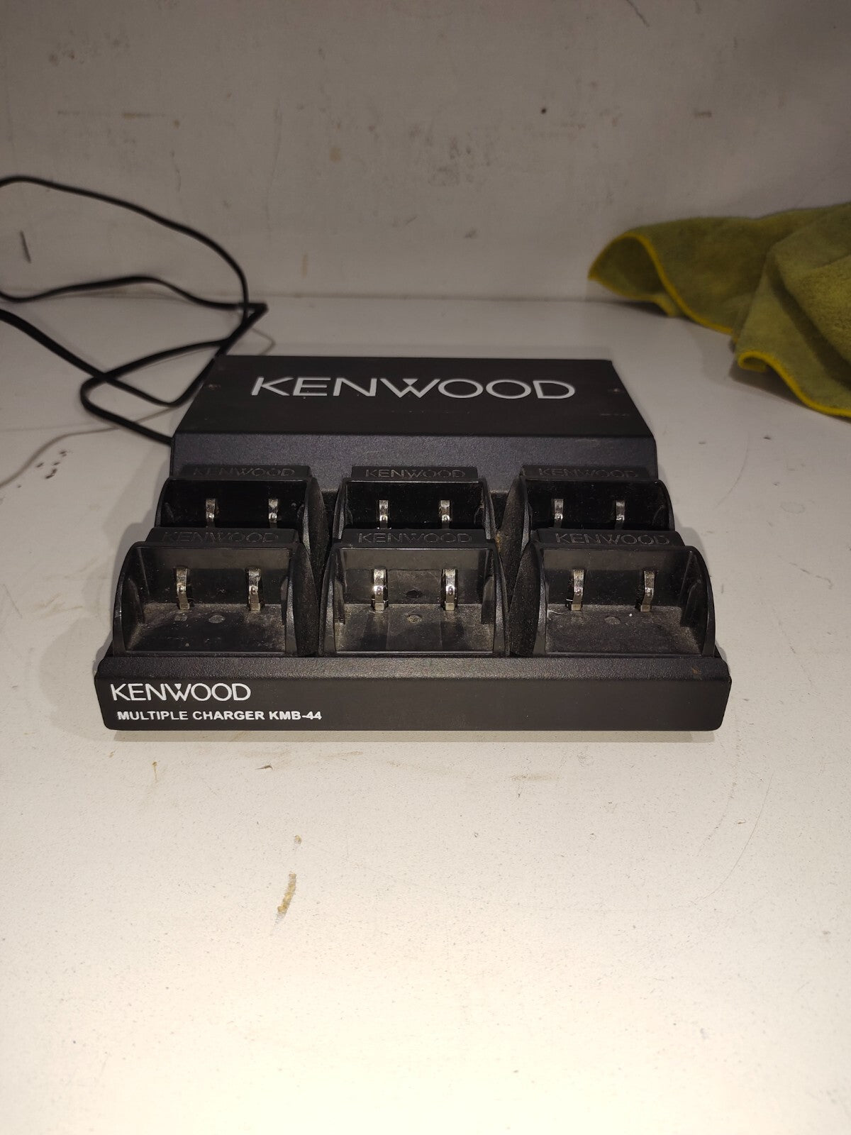 Kenwood 6-Unit 2-Way Radio Charger Adapter - KMB-44K