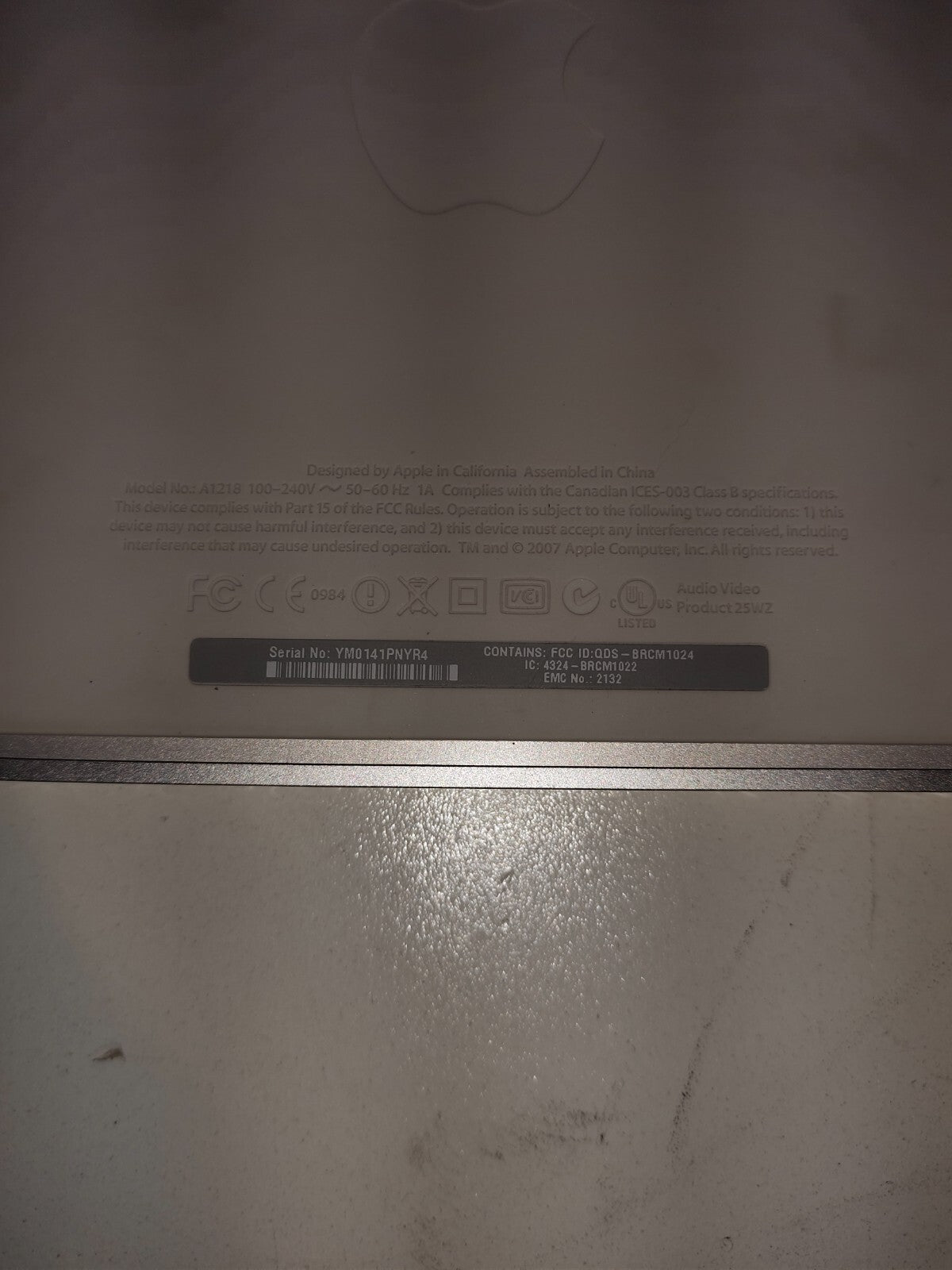 Apple TV (1st Generation) 160GB Media Streamer - A1218