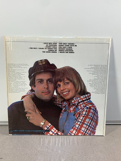 Captain & Tennille – Love Will Keep Us Together – A&M SP‑3405 (1975)