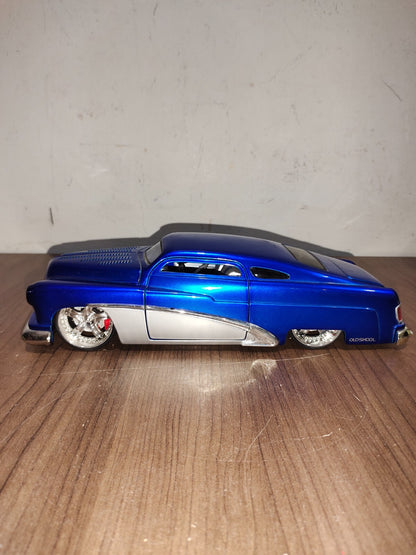 Jada Toys 1:18 Scale Diecast 1951 Mercury Blue Old Skool - Special Edition