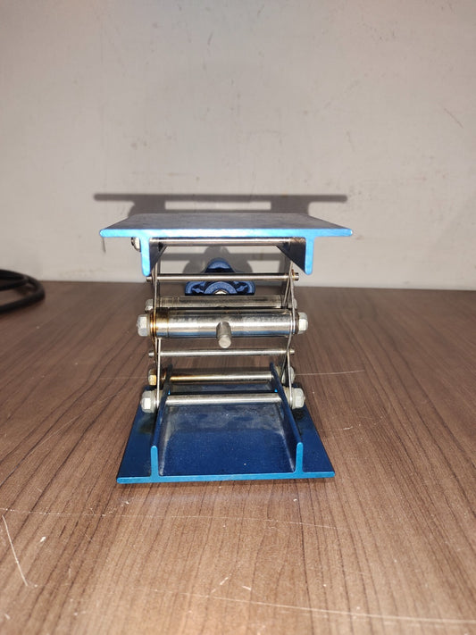 VWR 6" x 6" Aluminum Lab Jack
