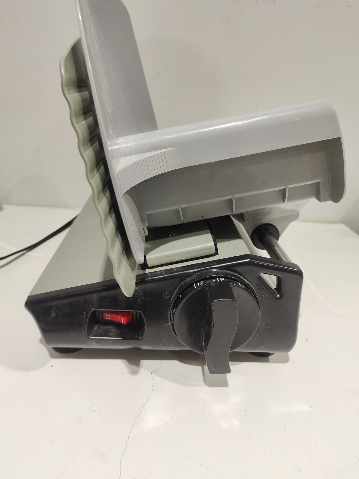 Valley Sportsman 7.5” Food Slicer