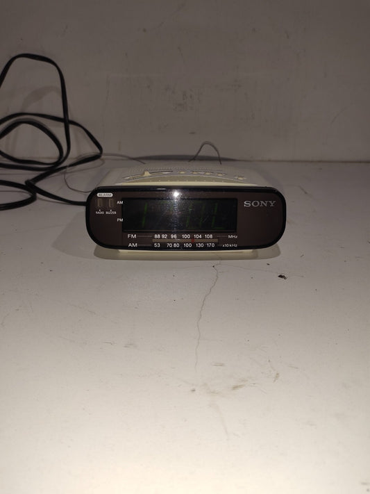 SONY ICF-C212 Dream Machine FM/AM LED Alarm Clock Radio