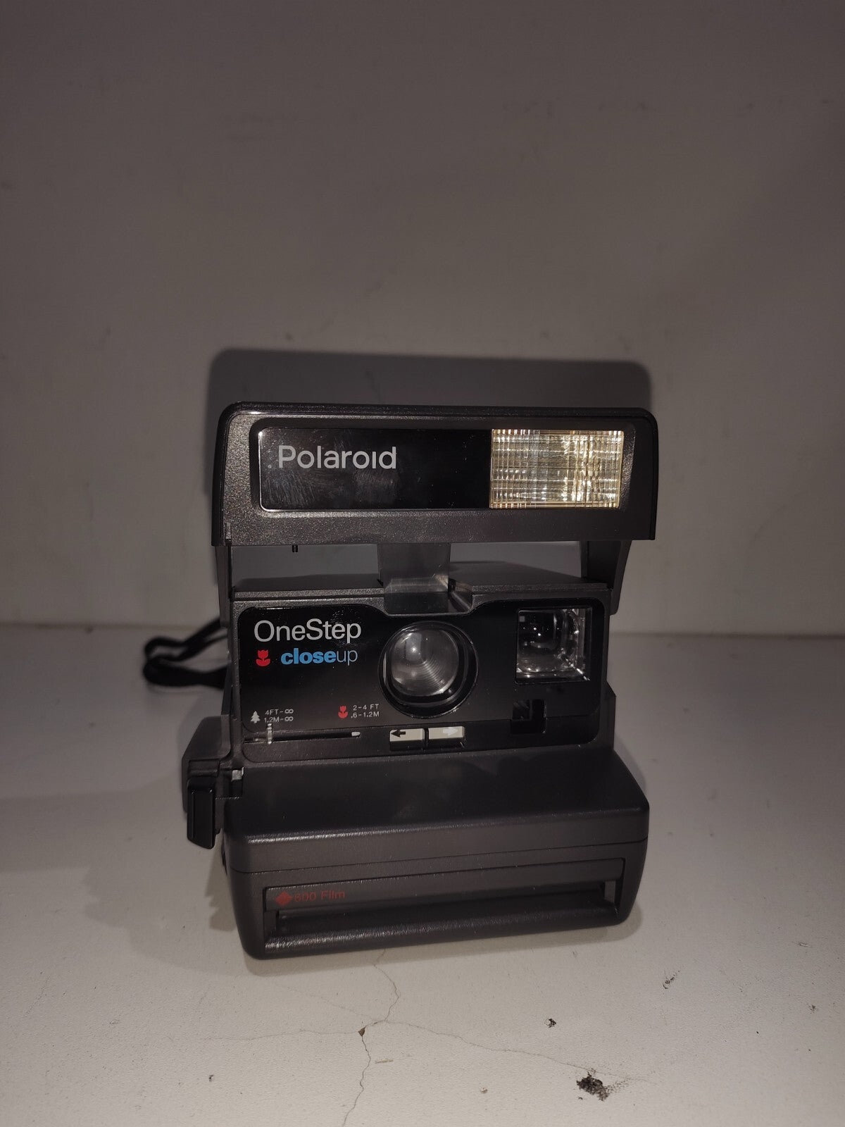 Vintage Polaroid One Step Close Up, 600 instant Film Camera - Made In UK