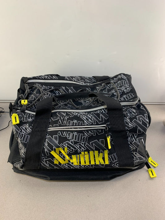 VOLKL OVER UNDER WEEKEND BAG BLACK