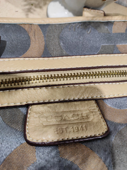 5da42b23-c97d-4ae5-b51b-d4bea5003b47